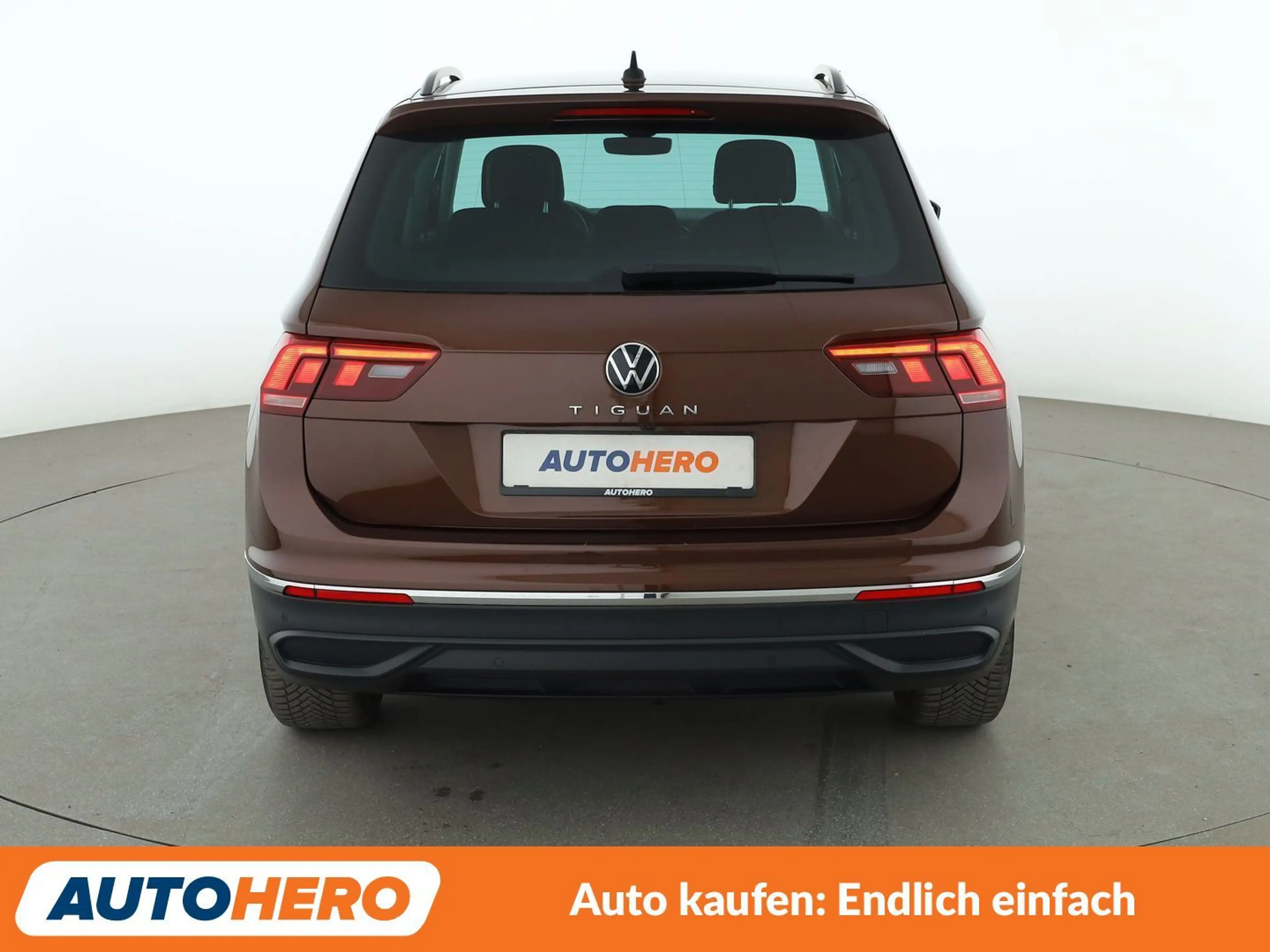 Volkswagen Tiguan 1.5 TSI ACT Life Aut.*NAVI*CAM*SHZ* — photo 5