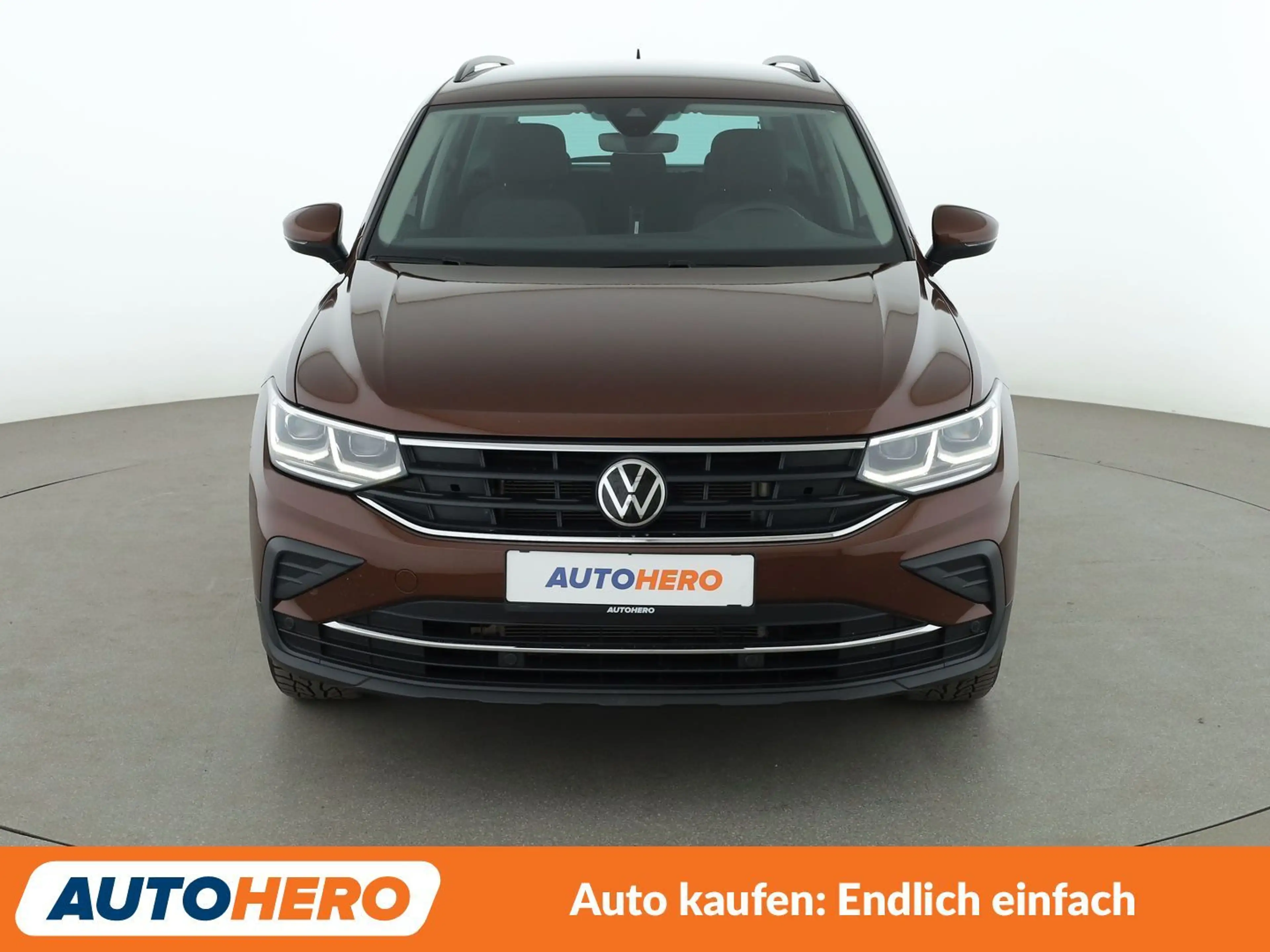 Volkswagen Tiguan 1.5 TSI ACT Life Aut.*NAVI*CAM*SHZ* — photo 9