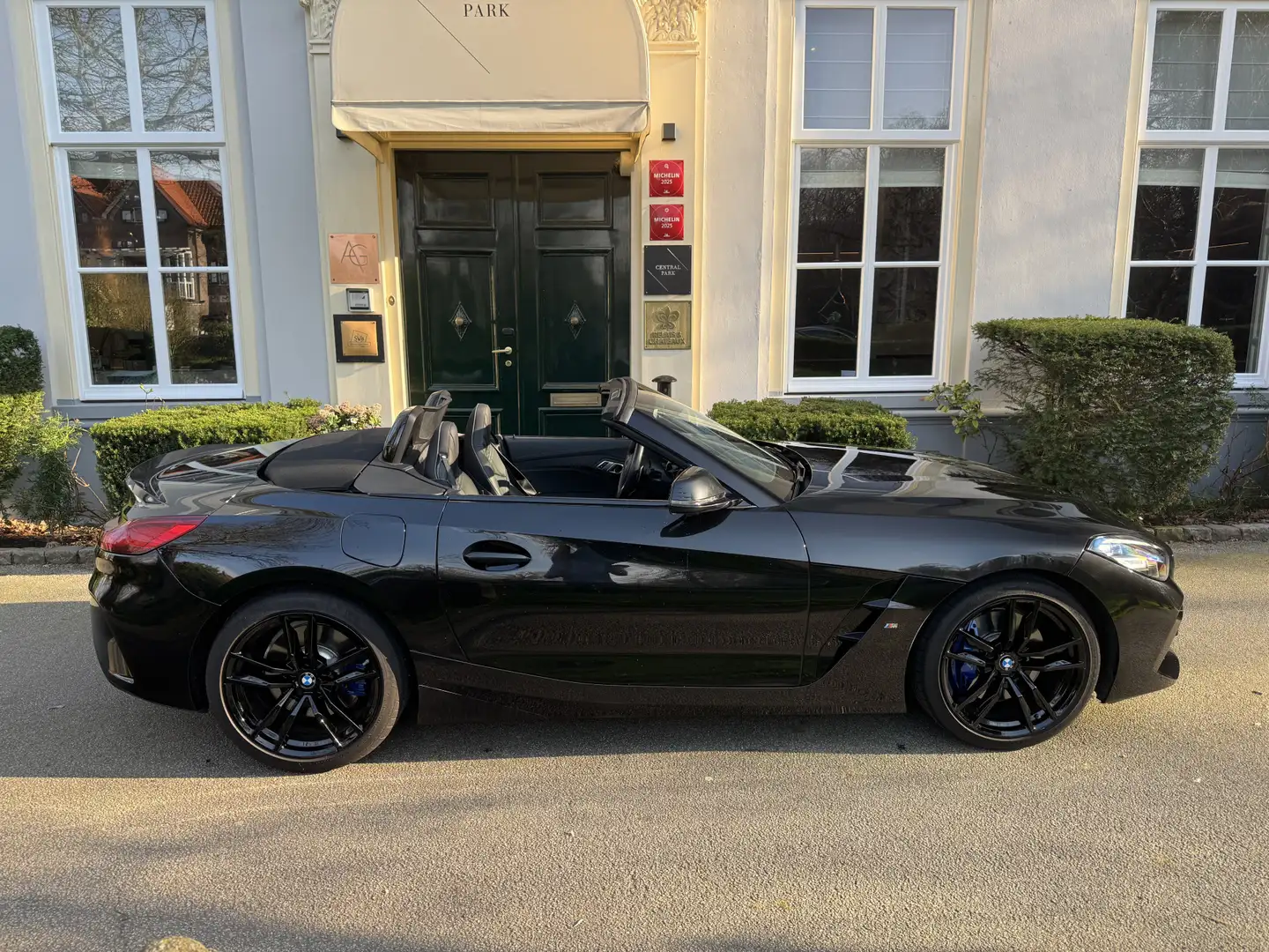 BMW Z4 Roadster sDrive30i, M-pakket, Memory, Stuurwielv. Schwarz - 2