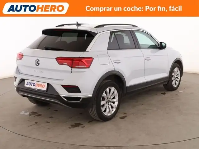 Volkswagen T-Roc view 6