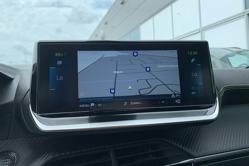 Peugeot e-2008 EV GT Pack 50 kWh | Camera | Adaptive cruise contr — photo 8
