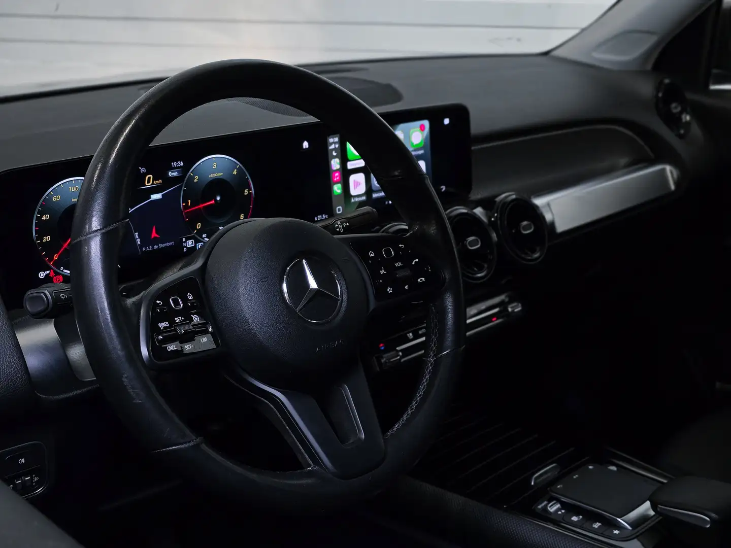 Mercedes-Benz GLB 180 ✖️ 19' AMG | FULL OPTION | APPLE CARPLAY | TVA Szary - 2