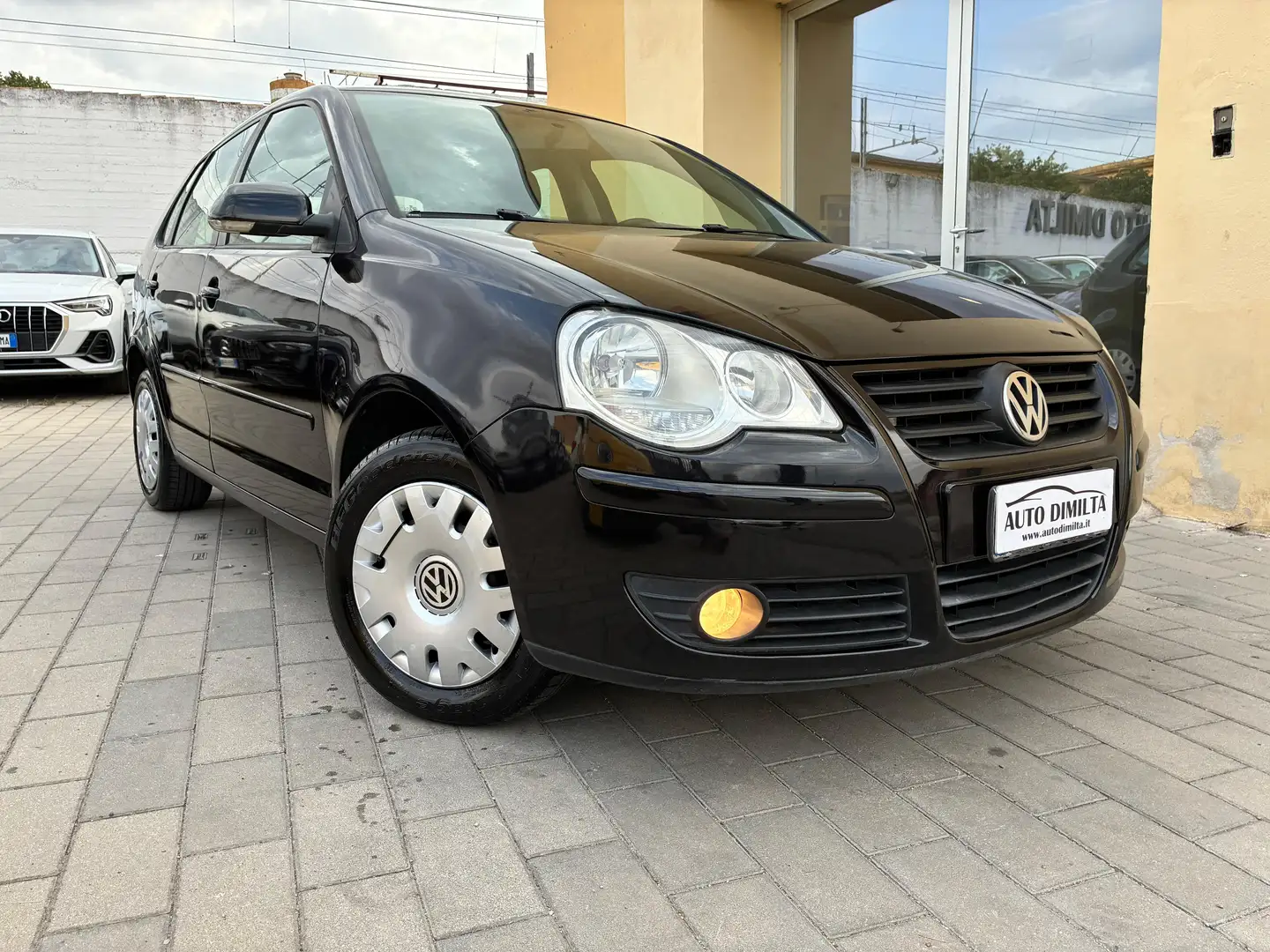 Volkswagen Polo Polo IV 2005 5p 1.2 clima Negro - 1