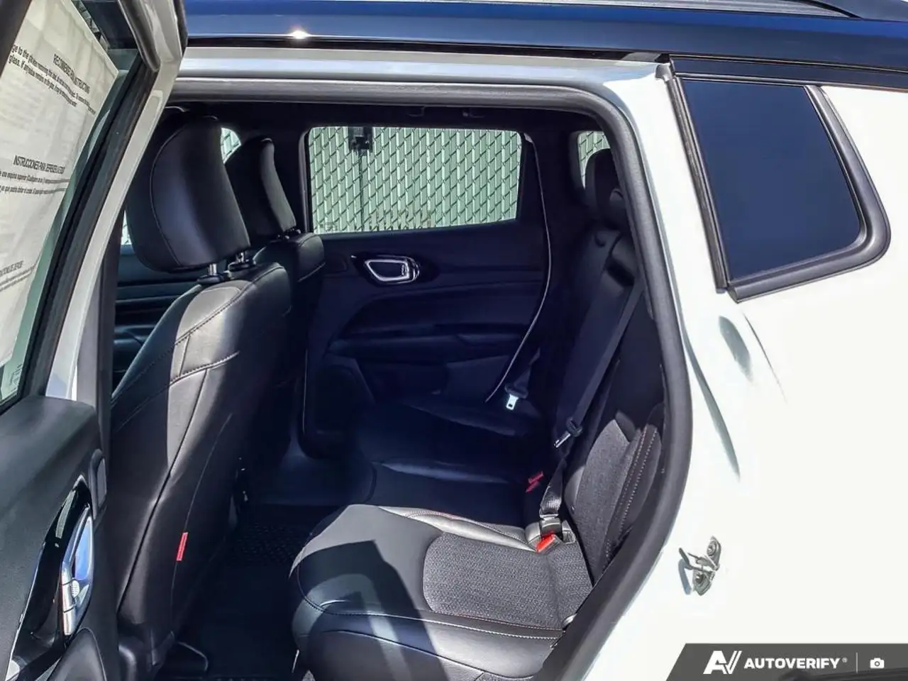 Jeep Compass снимка Jeep Compass