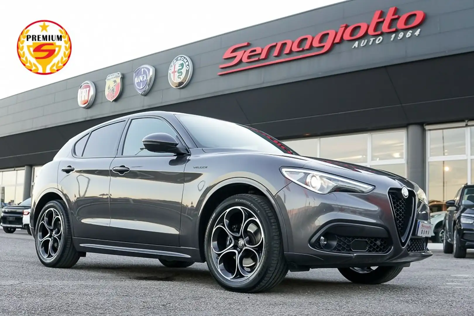 Alfa Romeo Stelvio 2.2 210cv t Veloce Q4 Gris - 1