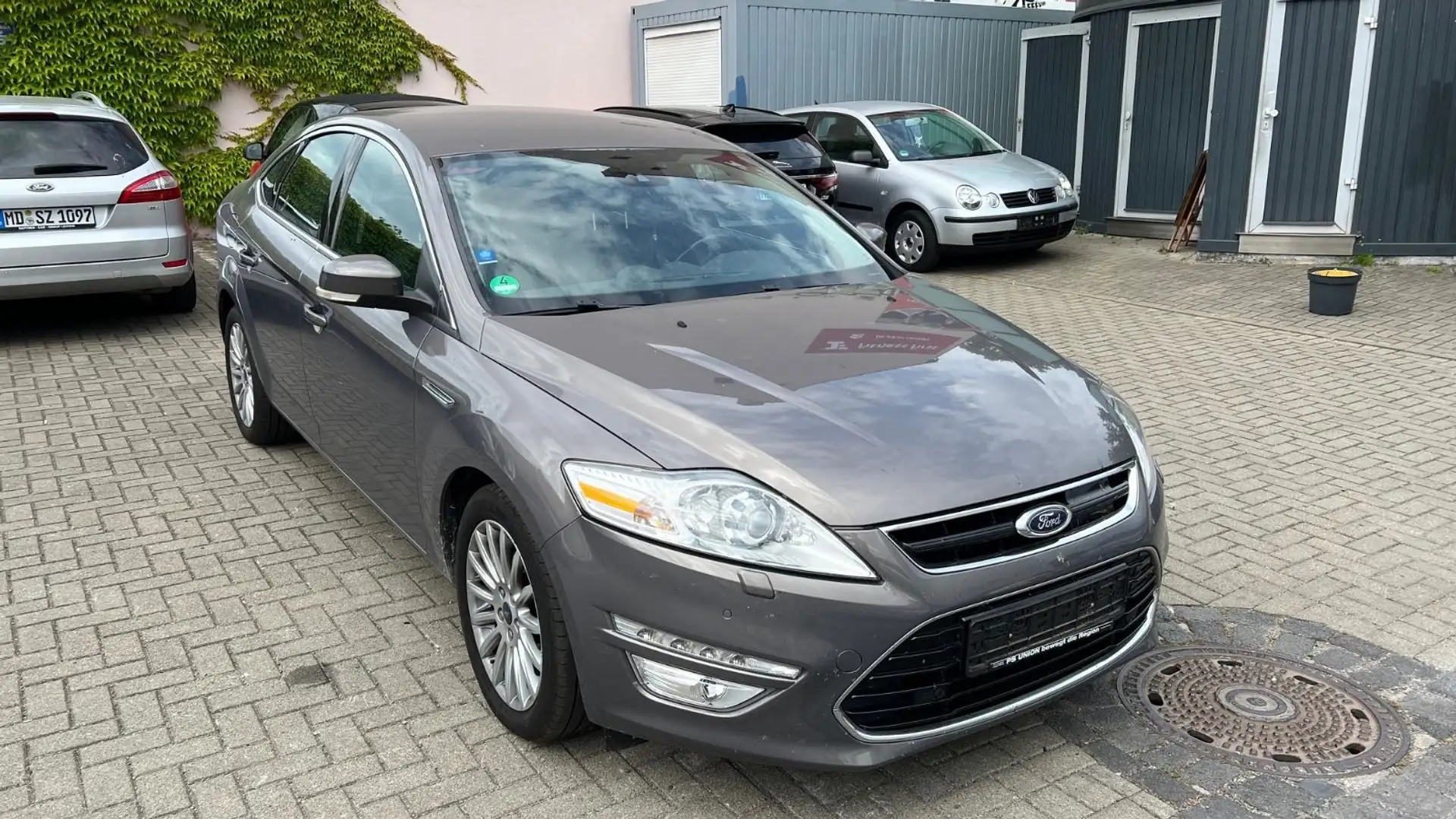 Ford Mondeo Lim. Titanium *2.0/Klimaautomatik/Navi* Braun - 2
