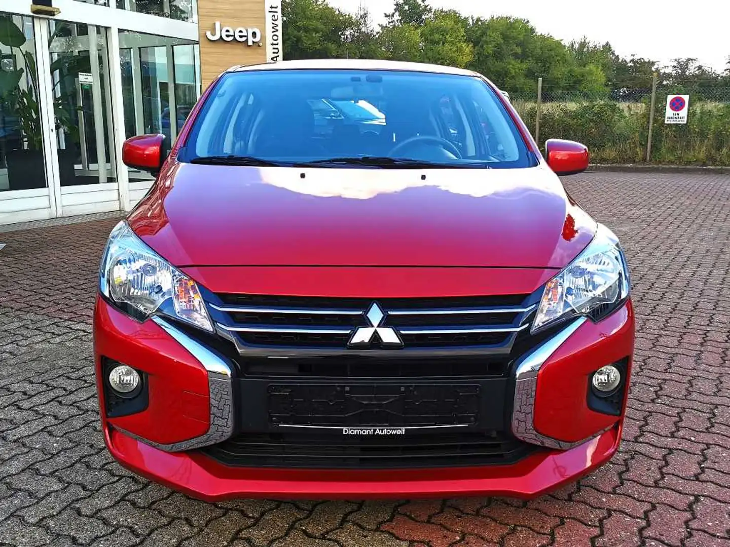 Mitsubishi Space Star Select 1.2 MIVEC 5-Gang Rot - 2
