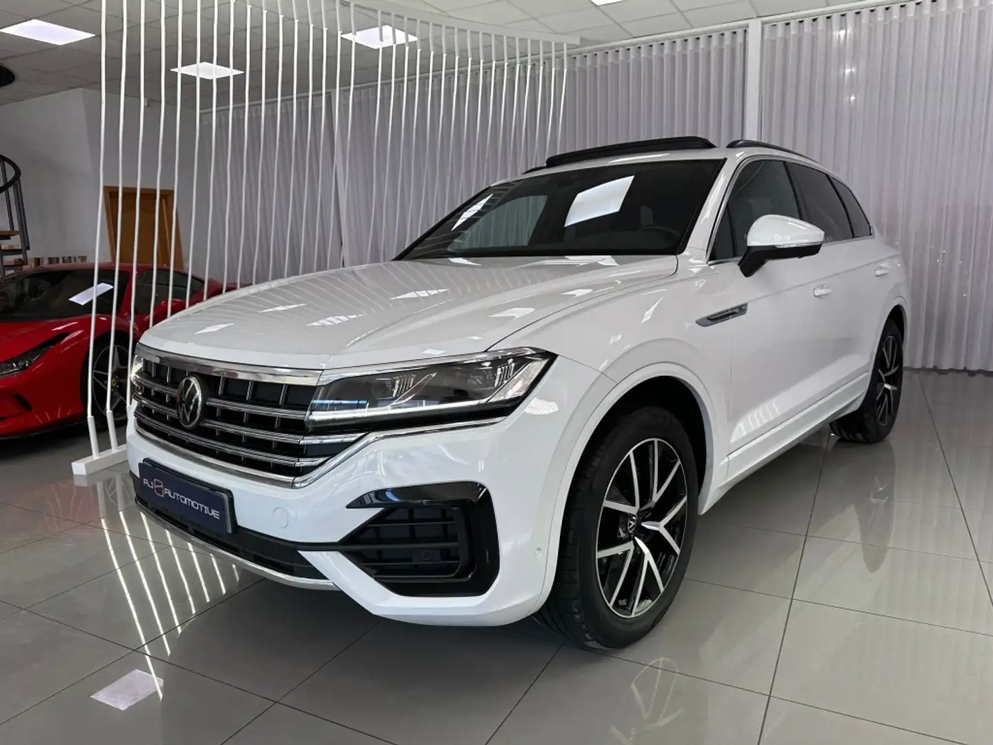 Volkswagen Touareg 3.0TDI V6 R-Line Tiptronic 4Motion 170kW Blanco - 1