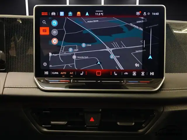 Volkswagen Tiguan view 23