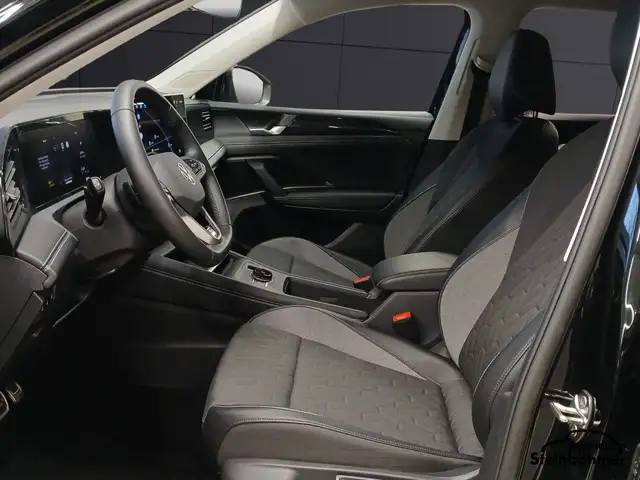 Volkswagen Tiguan view 16