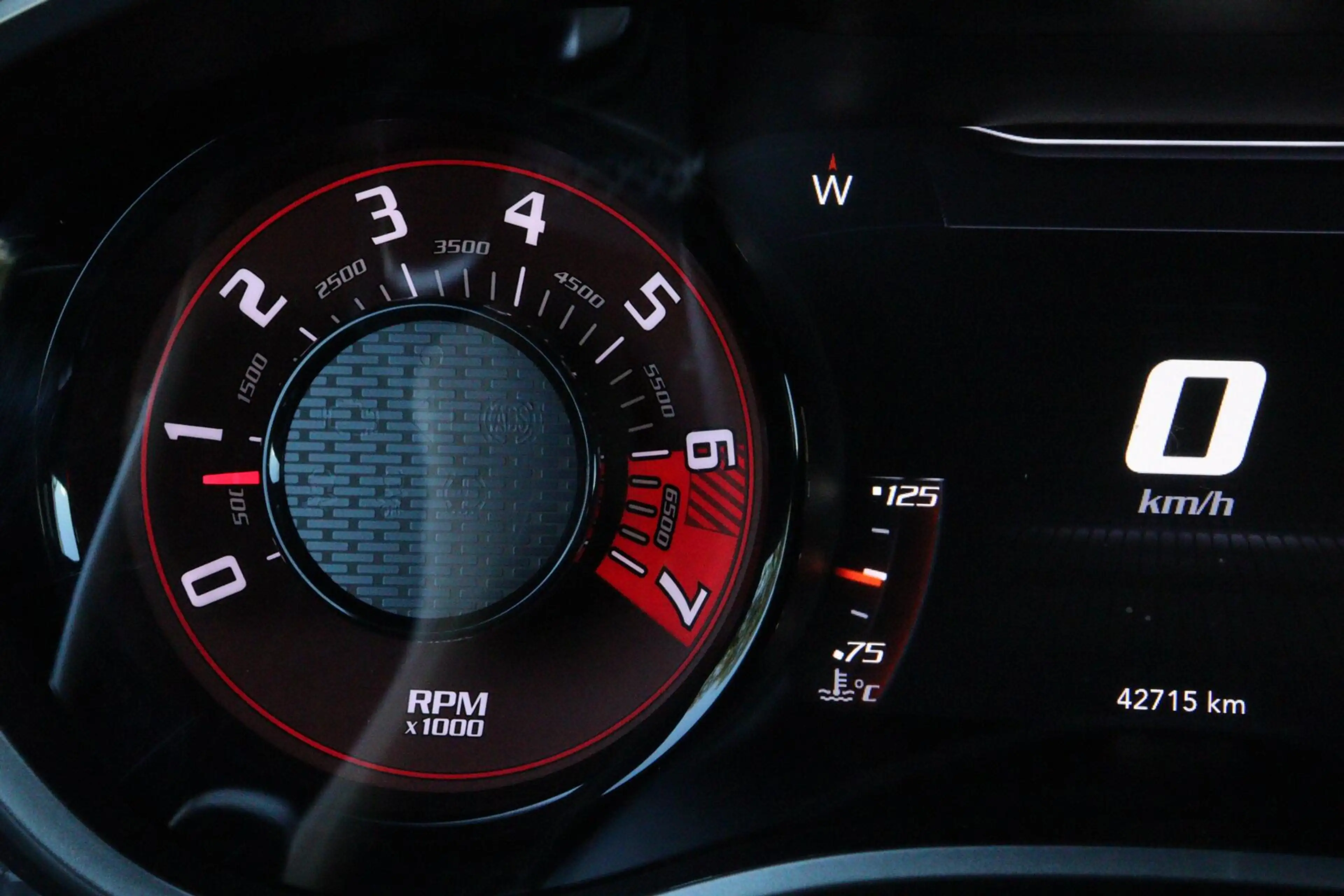 Dodge Challenger SRT HELLCAT l REDEYE 6.2 V8 l 809 PK l SUPERCHARGE — photo 40