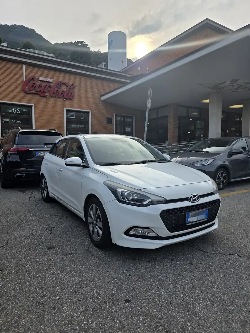 Hyundai i20 5p 1.2 Comfort econext 84cv - 2