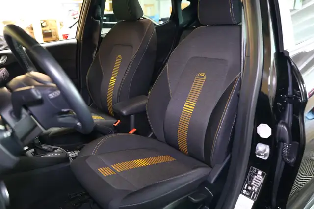 Ford Fiesta view 11