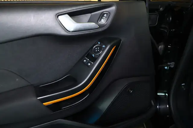 Ford Fiesta view 13