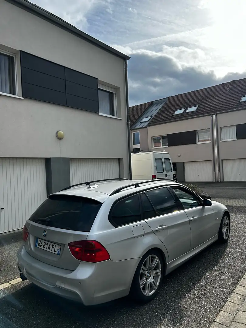 BMW 330 Touring 330d 231ch Sport - 2