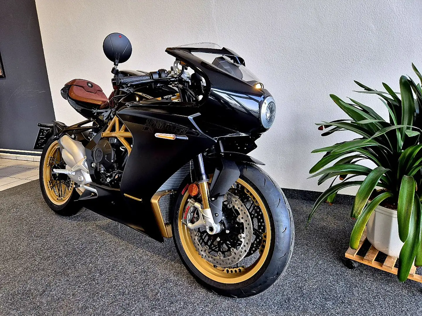 MV Agusta Egyéb Superveloce 800 S - 1