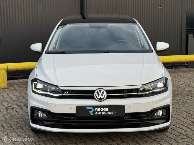 Volkswagen Polo view 5