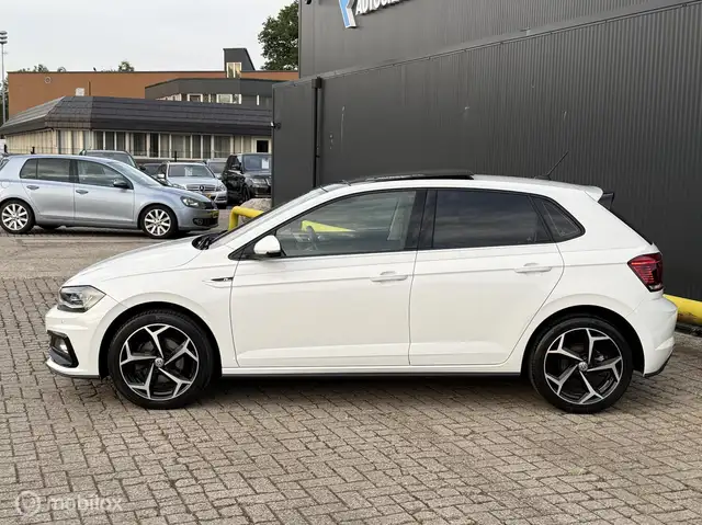 Volkswagen Polo view 7