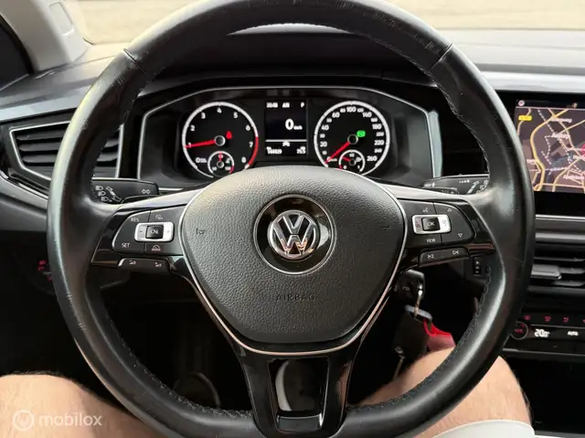 Volkswagen Polo view 12