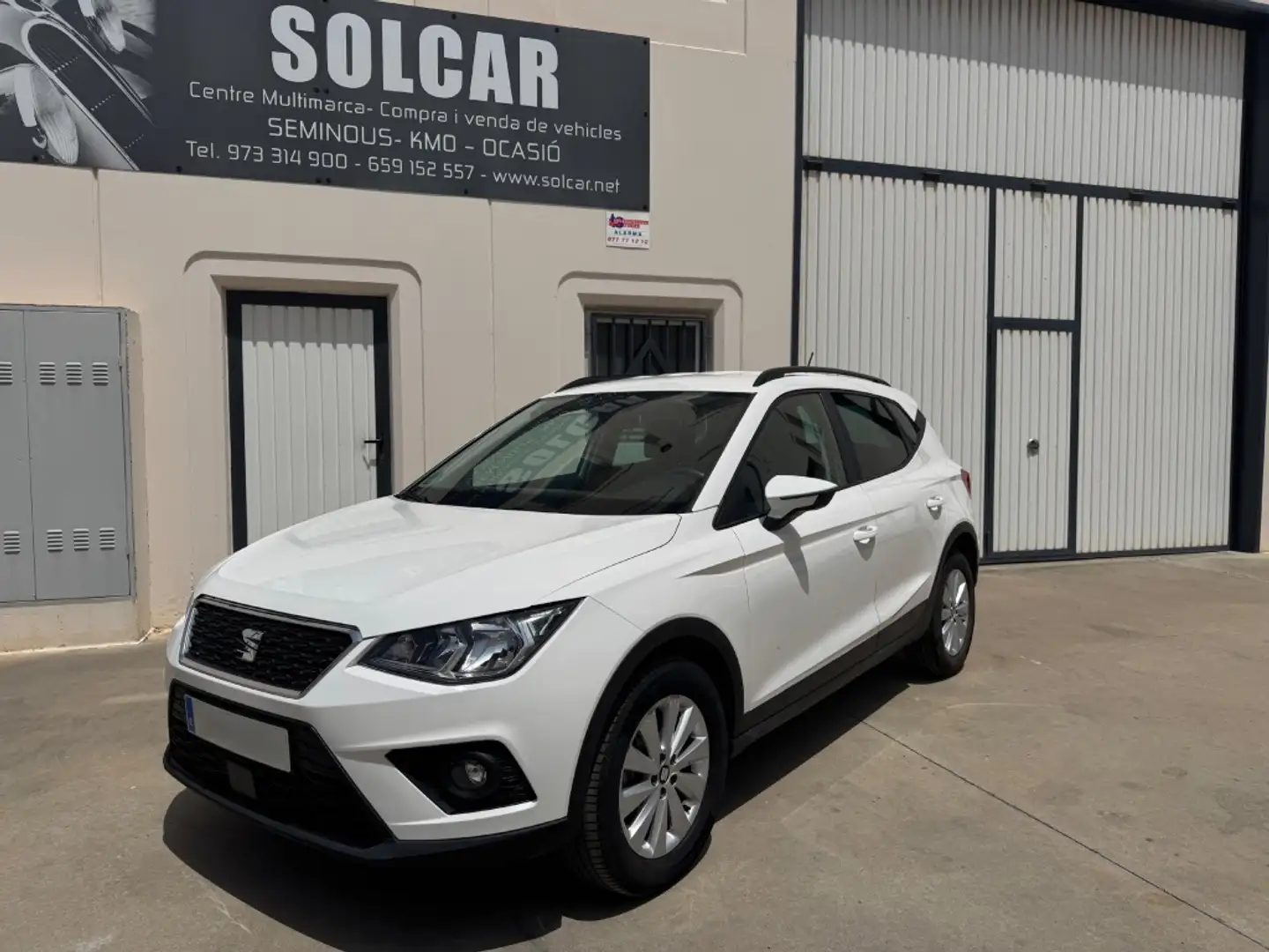 SEAT Arona 1.0 TSI Ecomotive S&S Reference 95 Blanc - 1