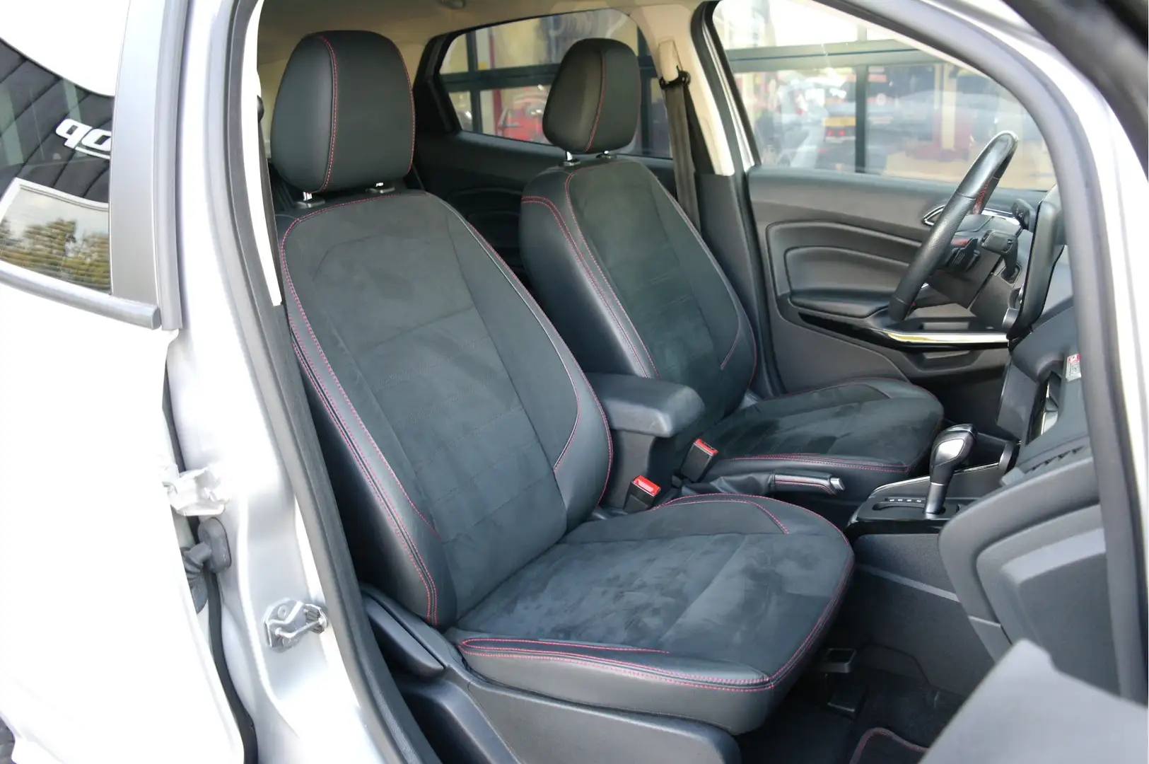 Ford EcoSport 1.0 EcoBoost ST-Line Black | Cruise | Clima | Came Gris - 2