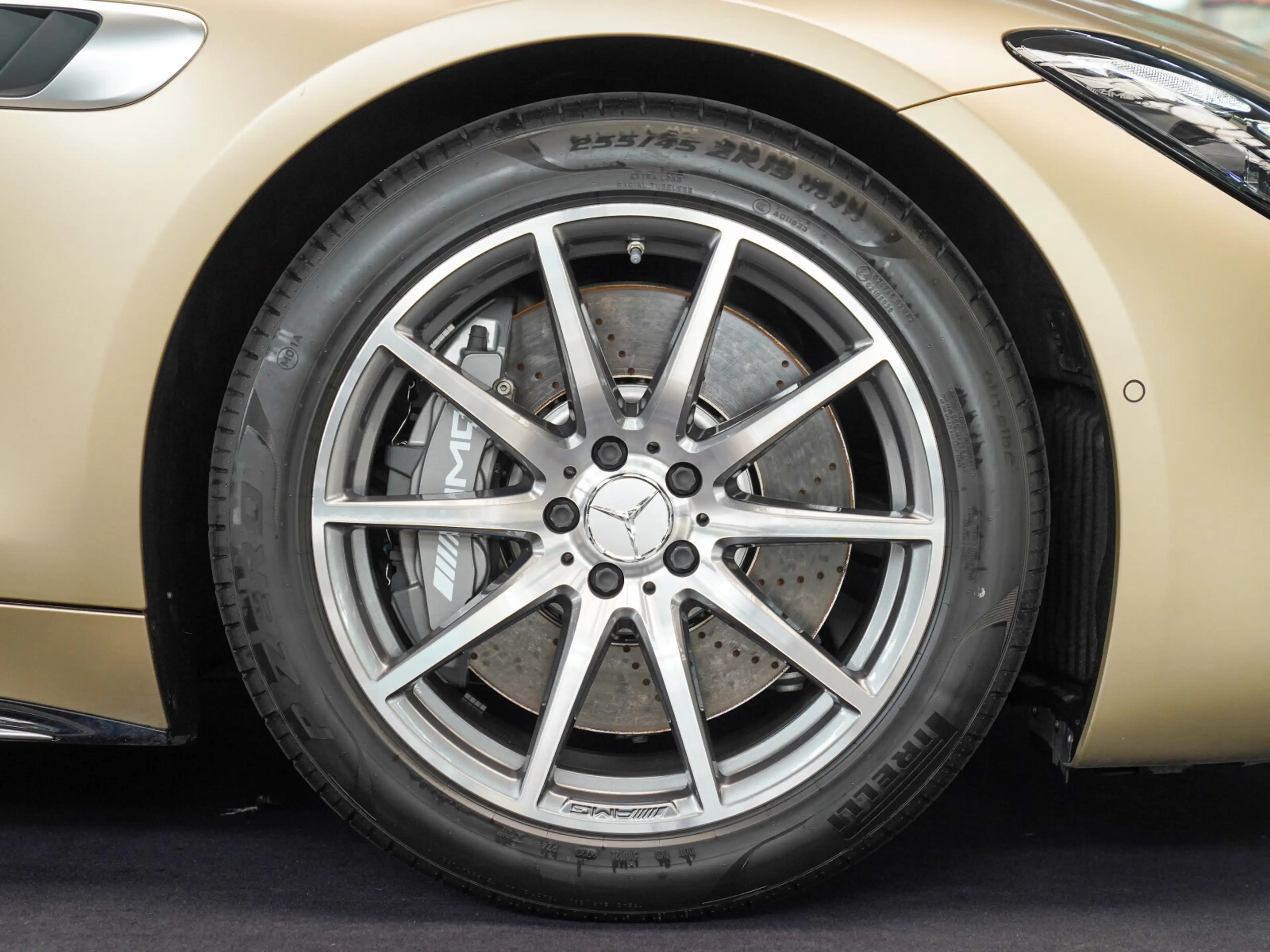 Mercedes-Benz AMG GT AMG GT 43 kalaharigold MATTLACK Performance Sitz — photo 3