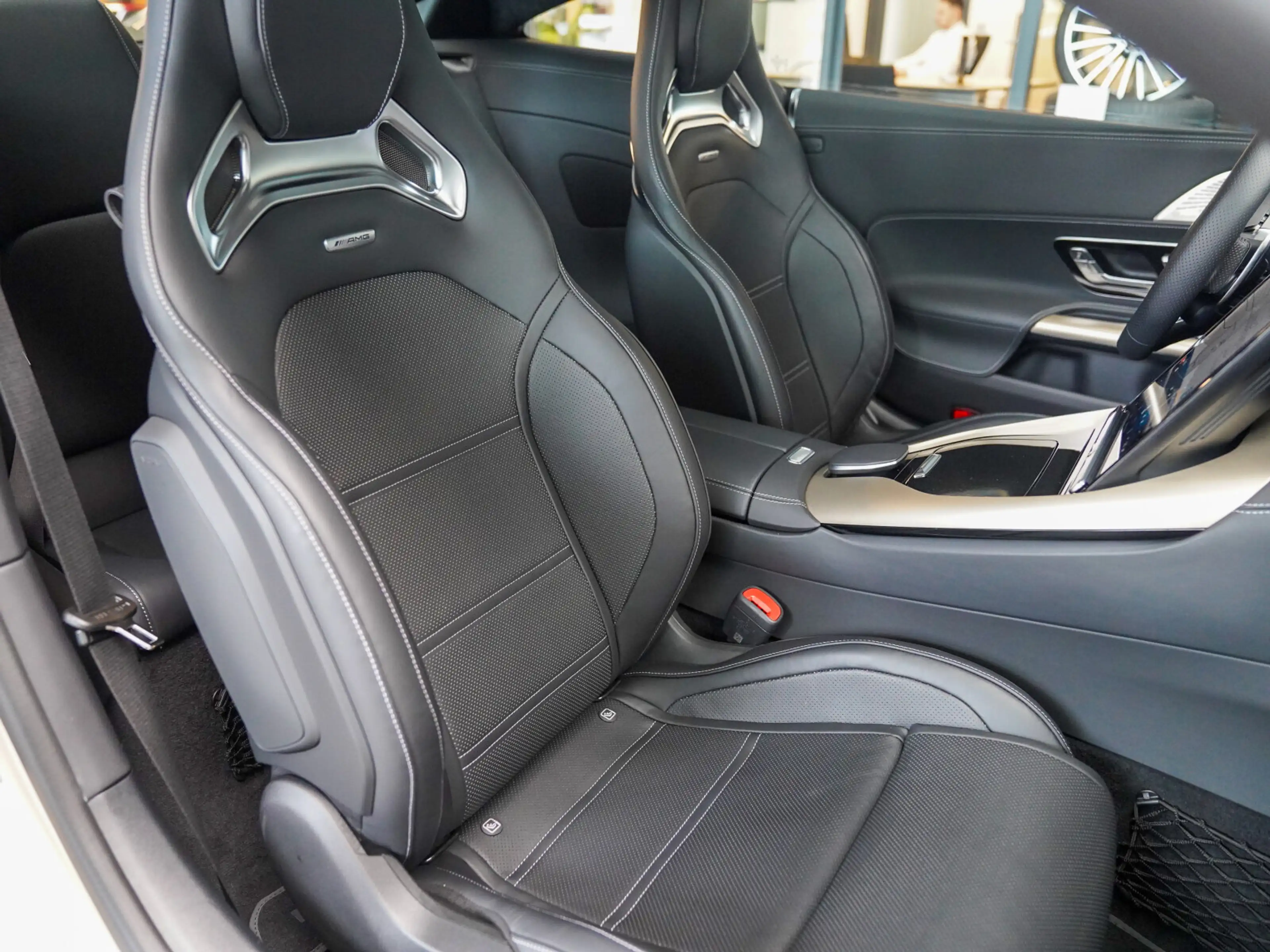Mercedes-Benz AMG GT AMG GT 43 kalaharigold MATTLACK Performance Sitz — photo 9