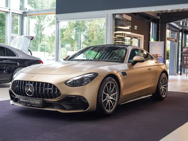 Mercedes-Benz Amg GT view 7