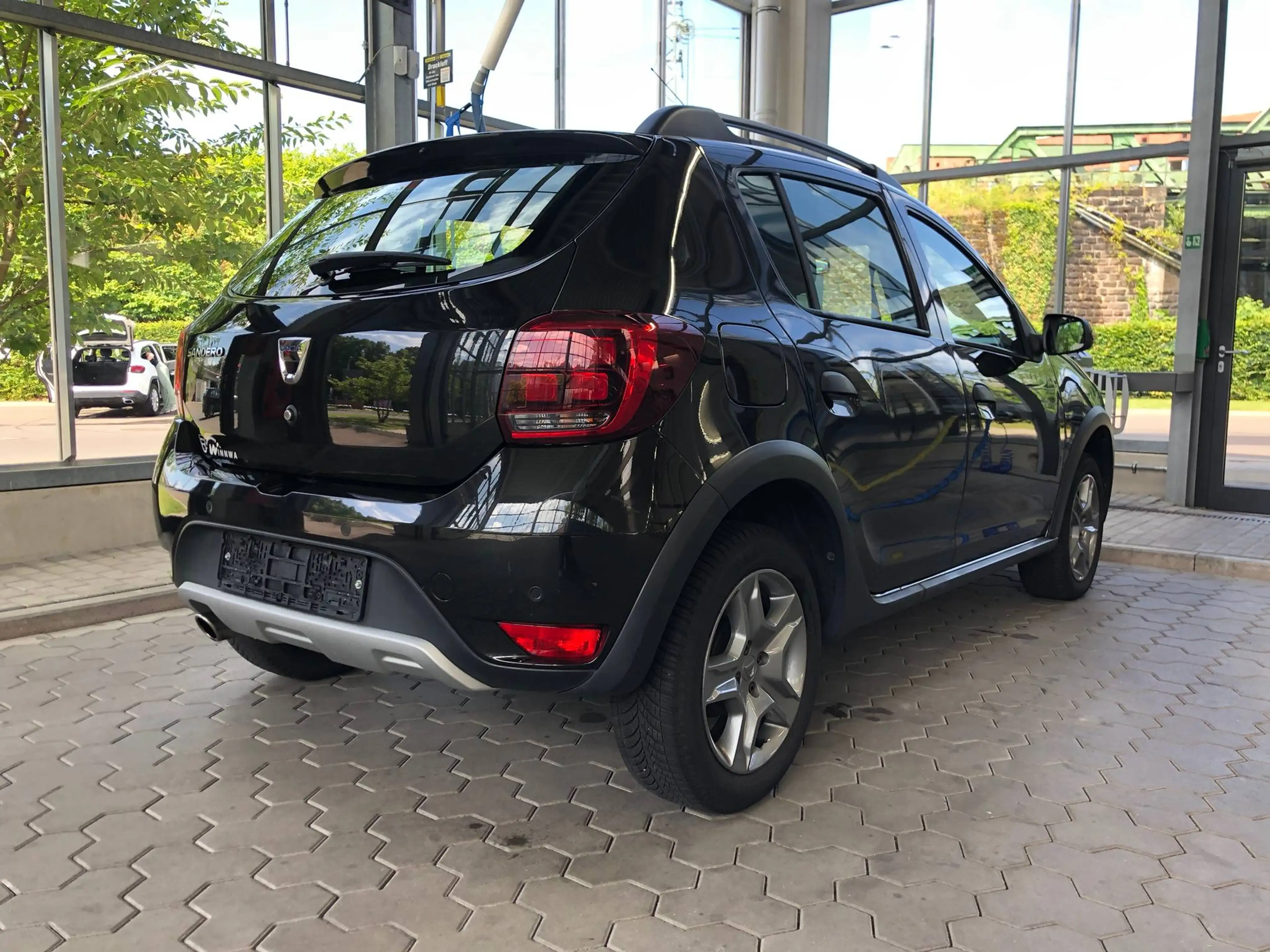 Dacia Sandero TCe 90 Stepway Automatik Navi/PDC/Kamera — photo 15