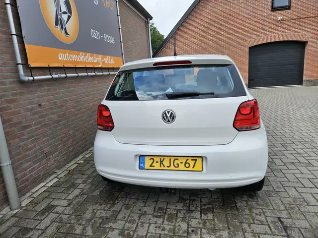 Volkswagen Polo view 23