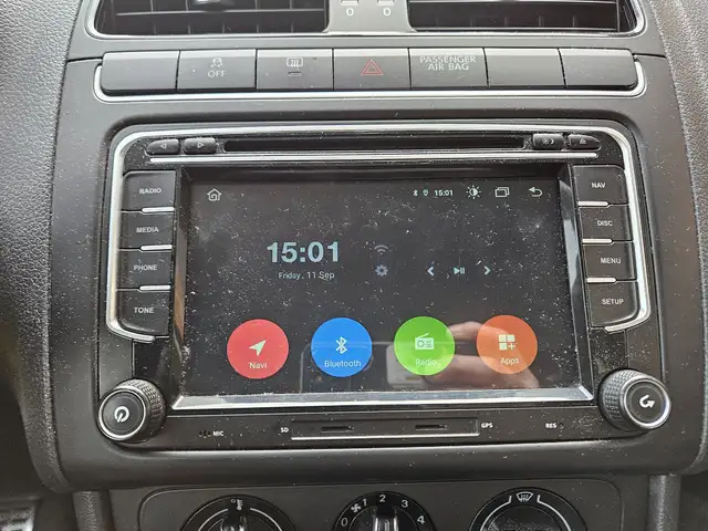 Volkswagen Polo view 11