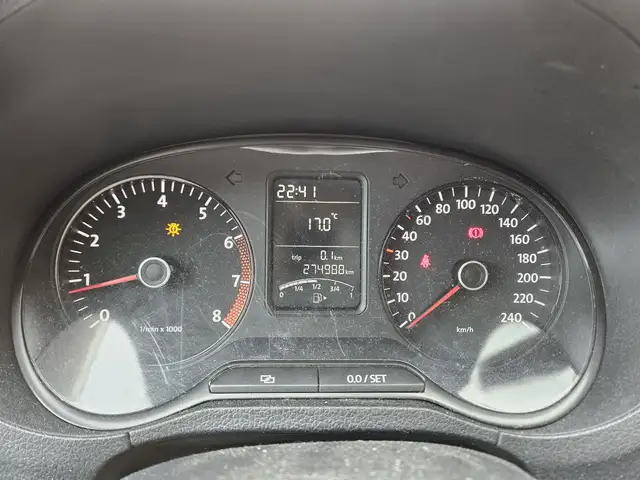 Volkswagen Polo view 9