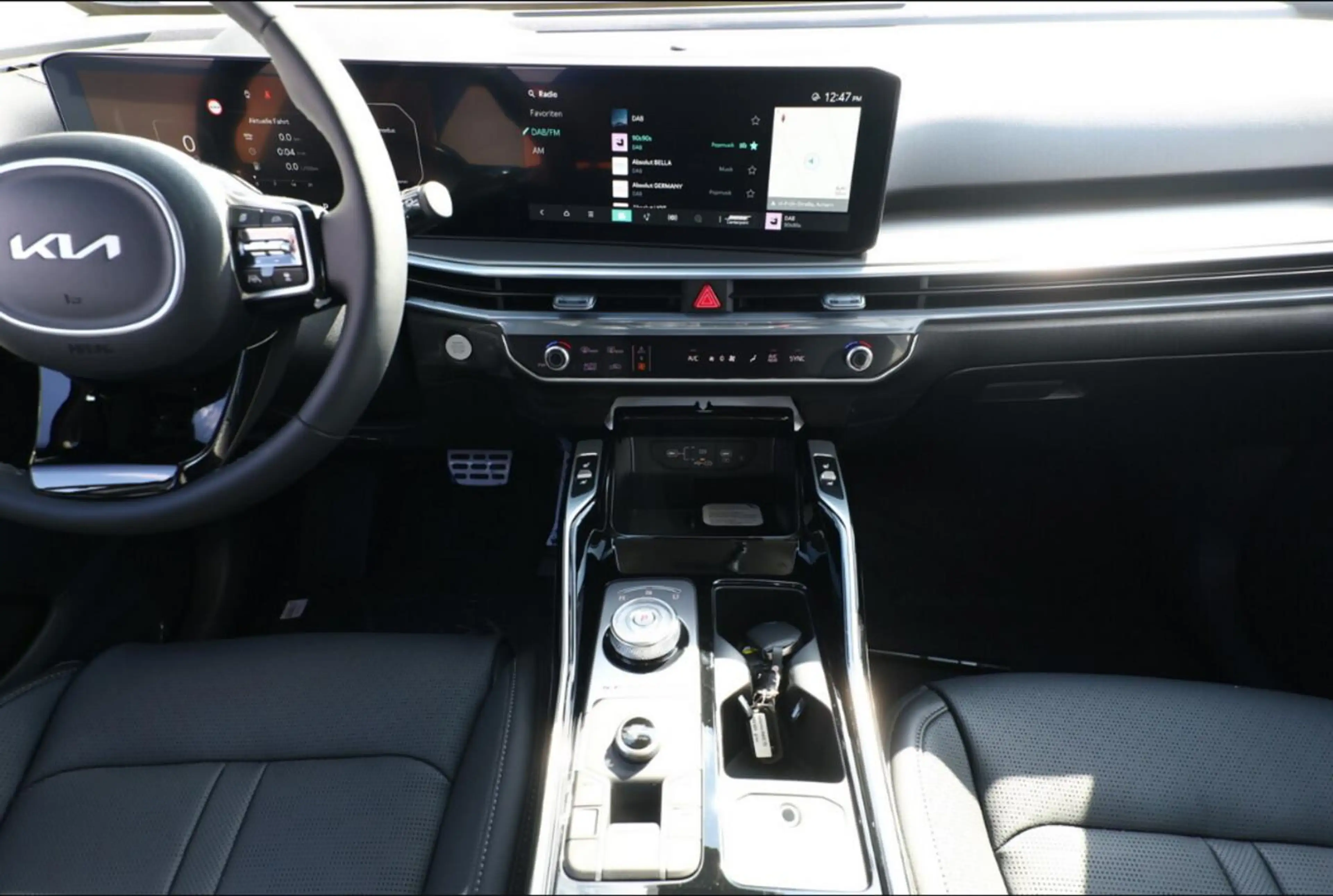 Kia Sorento 4WD 7S Pano Bose HUD eHK ACC SHZ Nav Kam 142 kW... — photo 7
