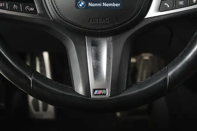 BMW 1 Series view 17