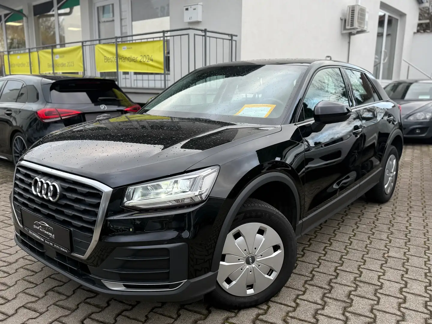 Audi Q2 TDI*Audi Sound*LED*PDC*Metallic*8 Fach*Klimaautom Schwarz - 1