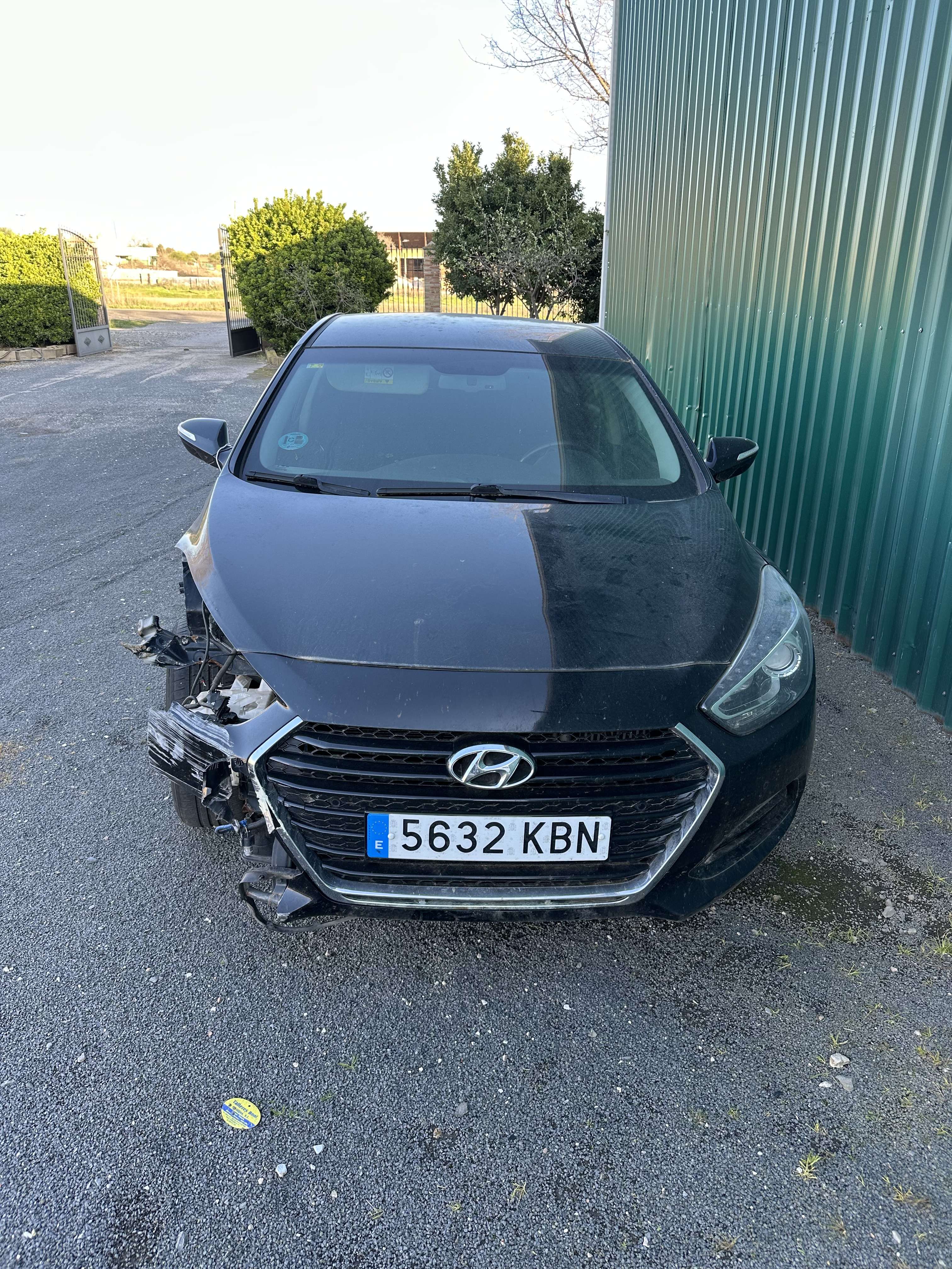 Hyundai i40 CW 1.7CRDI BD Tecno Sky 115 - foto 1