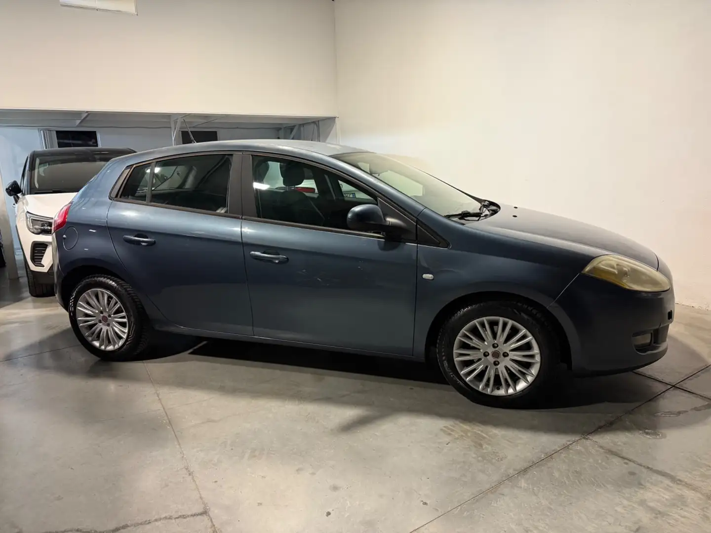 Fiat Bravo Bravo 1.6 MJT 105 CV Dynamic Zwart - 2