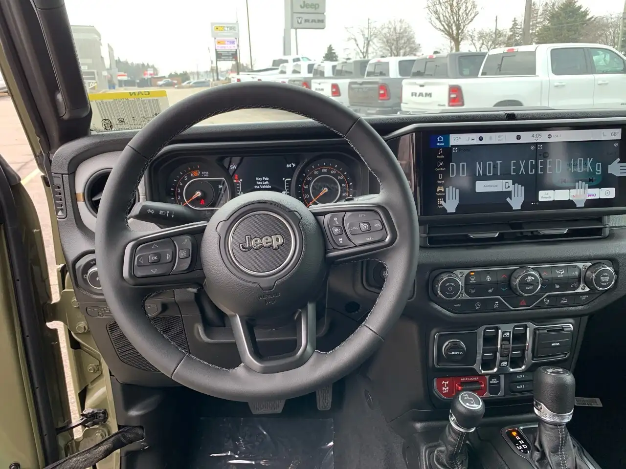 Jeep Wrangler снимка Jeep Wrangler