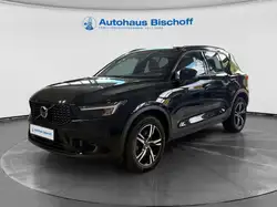 Volvo XC40 Plus Dark B3 DKG Benzin elek. Sitze, LED