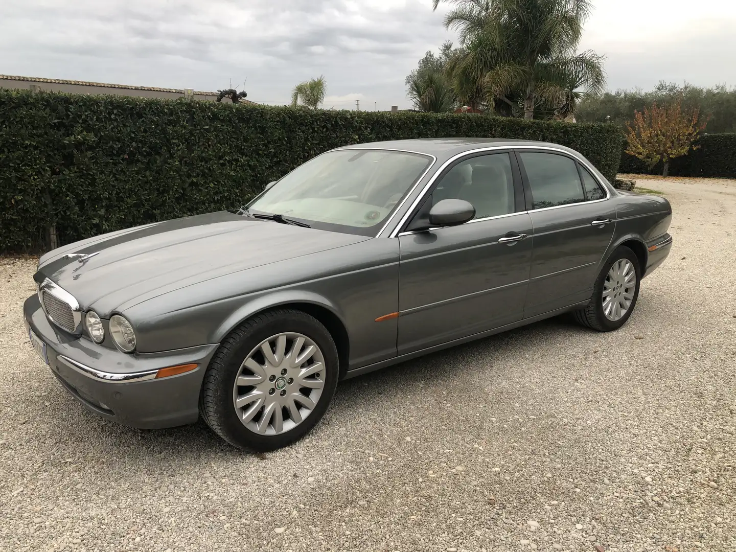 Jaguar XJ8 3.5 V8 (sempre tagliandata) - 1