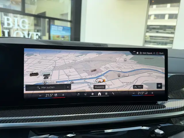 BMW X7 view 13