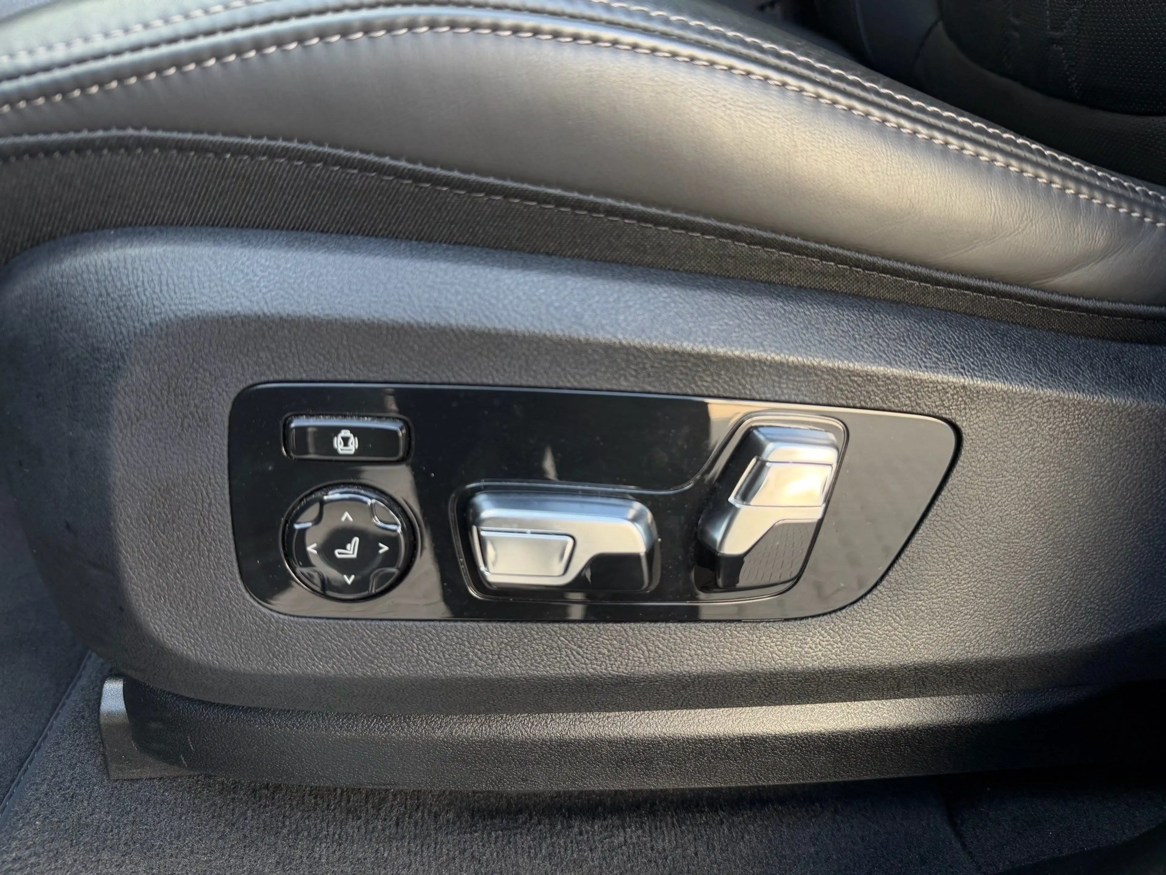 BMW X7 xDrive40d M Sport Pro DA/PA Prof SkyPano AHK — photo 10