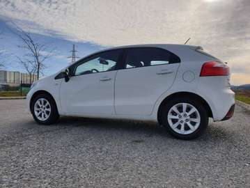 Rio 1.5 CRDi VGT Aventura