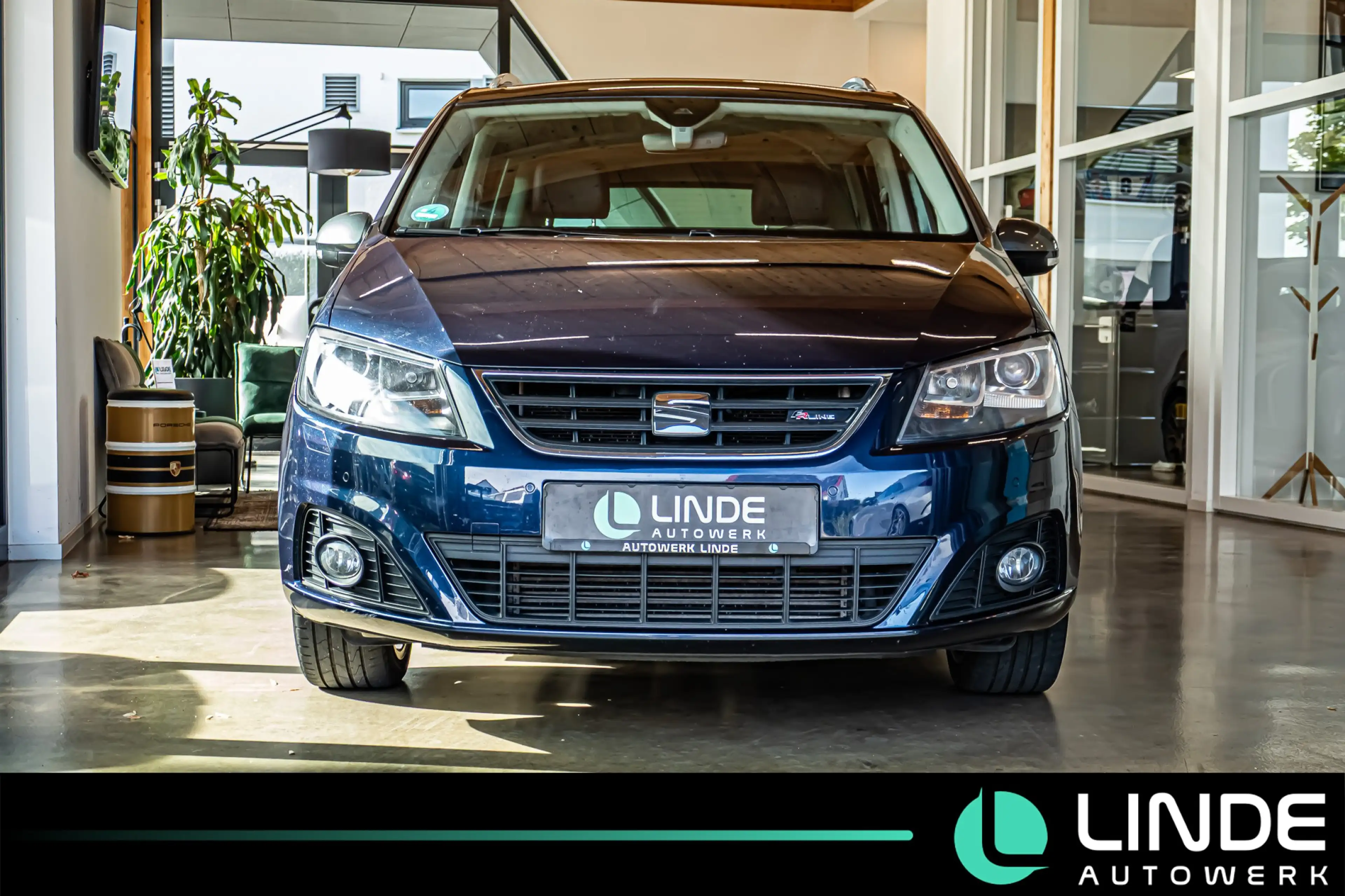 SEAT Alhambra FR-LINE|Bi-XENON|STHZ|TEMPOMAT|KEYLESS — photo 5