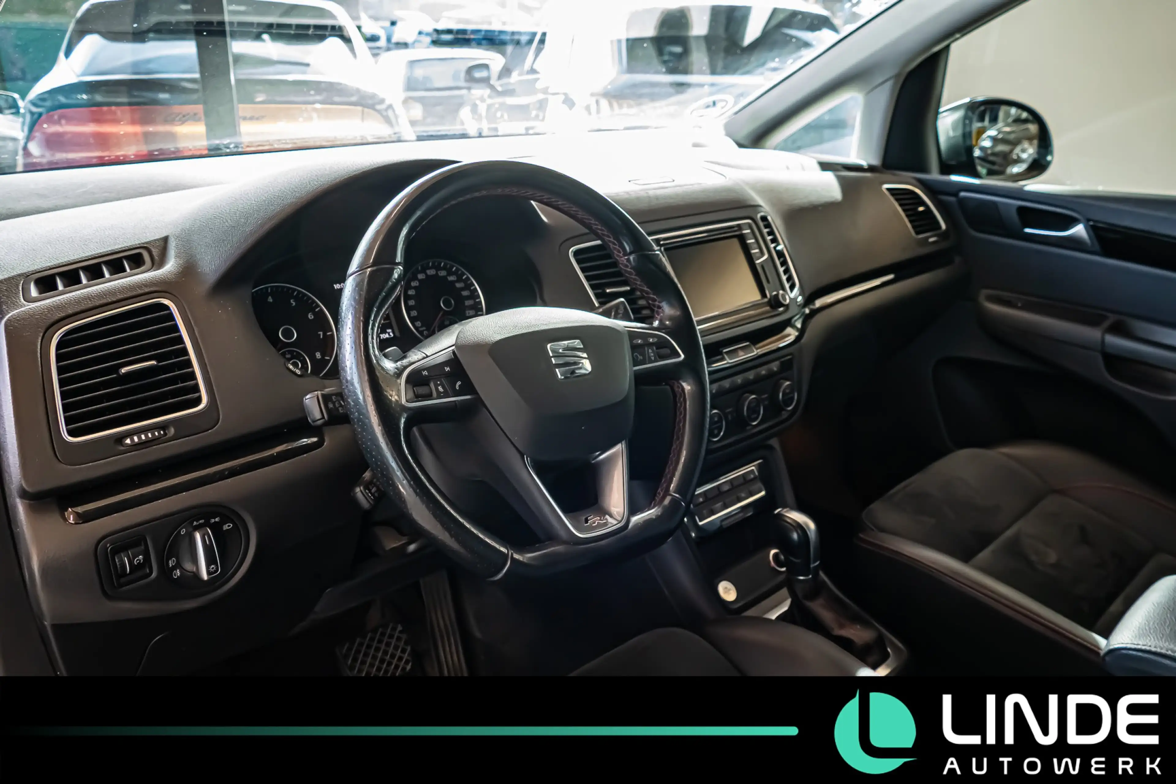 SEAT Alhambra FR-LINE|Bi-XENON|STHZ|TEMPOMAT|KEYLESS — photo 9