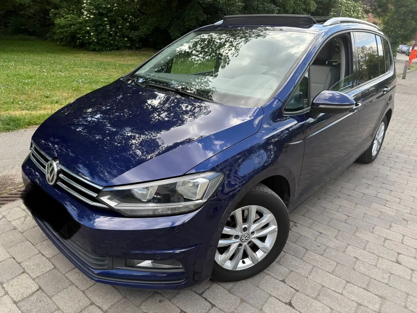 Volkswagen Touran 2.0 TDi SCR Highline DSG 7 places toit panoramique Bleu - 1