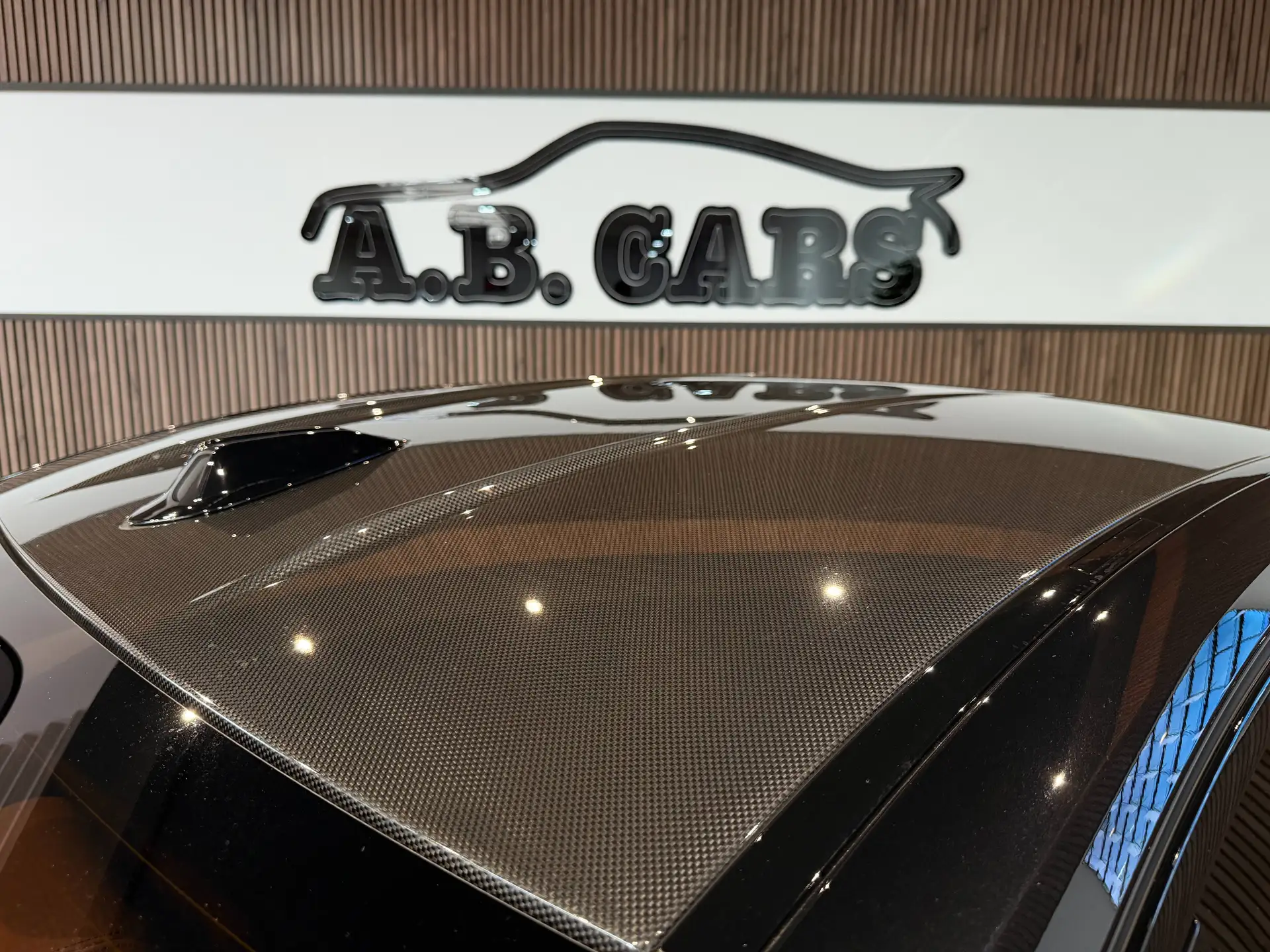 BMW M3 Sedan 2025 검정 사진 7
