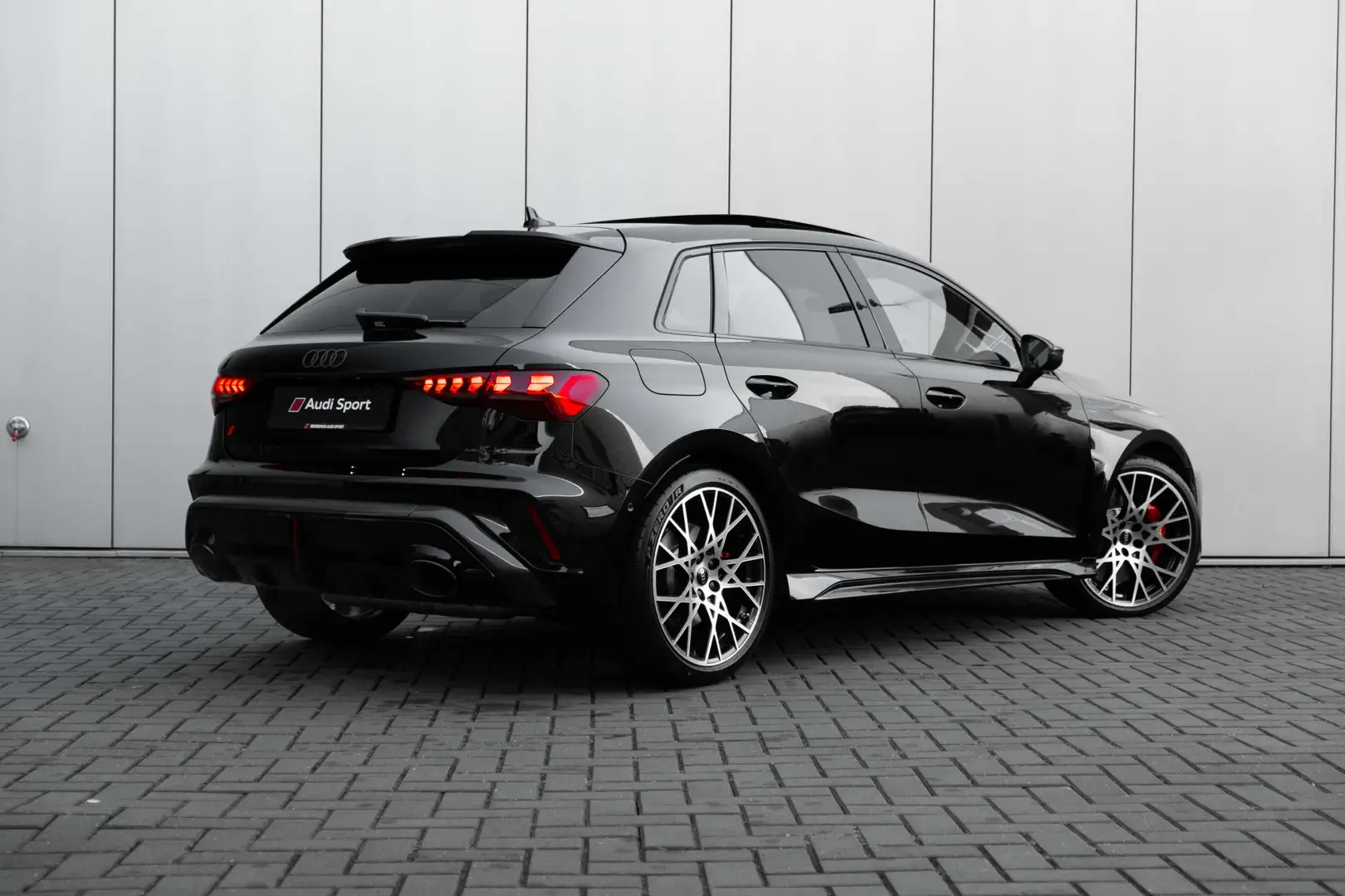 Audi RS3 Sportback 2.5 TFSI quattro Noir - 2