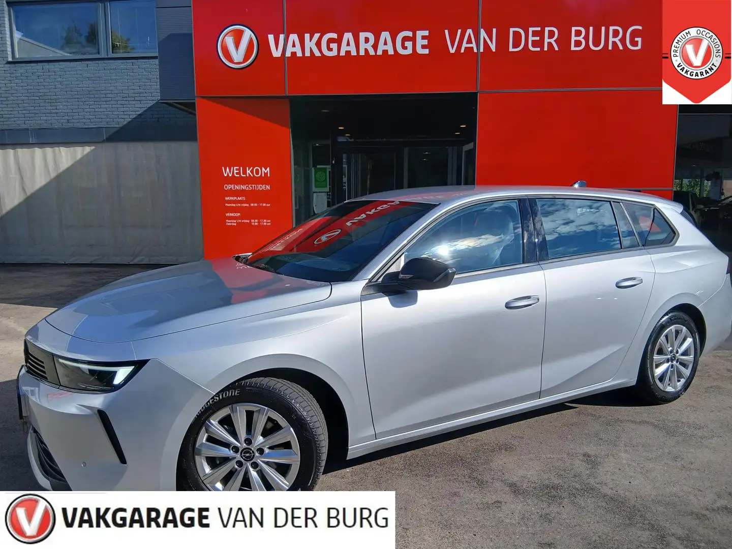 Opel Astra Sports Tourer 1.2 Edition Camera Climate PDC Gris - 1