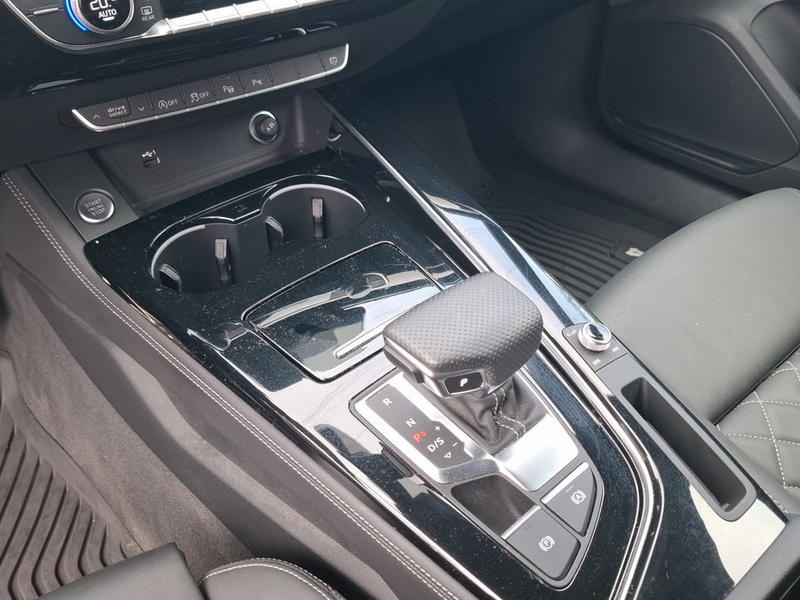 Audi A4 Avant 40 TDI quattro S line Head-Up, Matrix-LED, Ambiente — photo 16